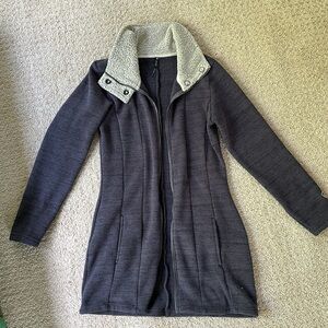 KUHL Women’s Small, Gray, Long Fleece Jacket